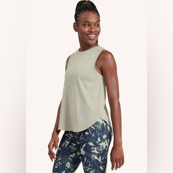 Peloton Dreamblend Scoop Muscle Tank - Picture 2 of 7